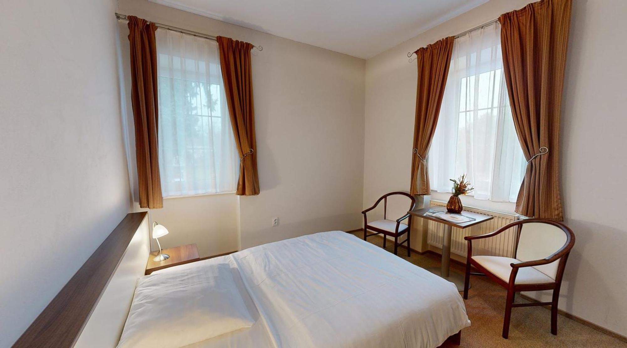 Klaudia'S Hotel & Restaurant At Golf Resort, Bac Samorin Zewnętrze zdjęcie
